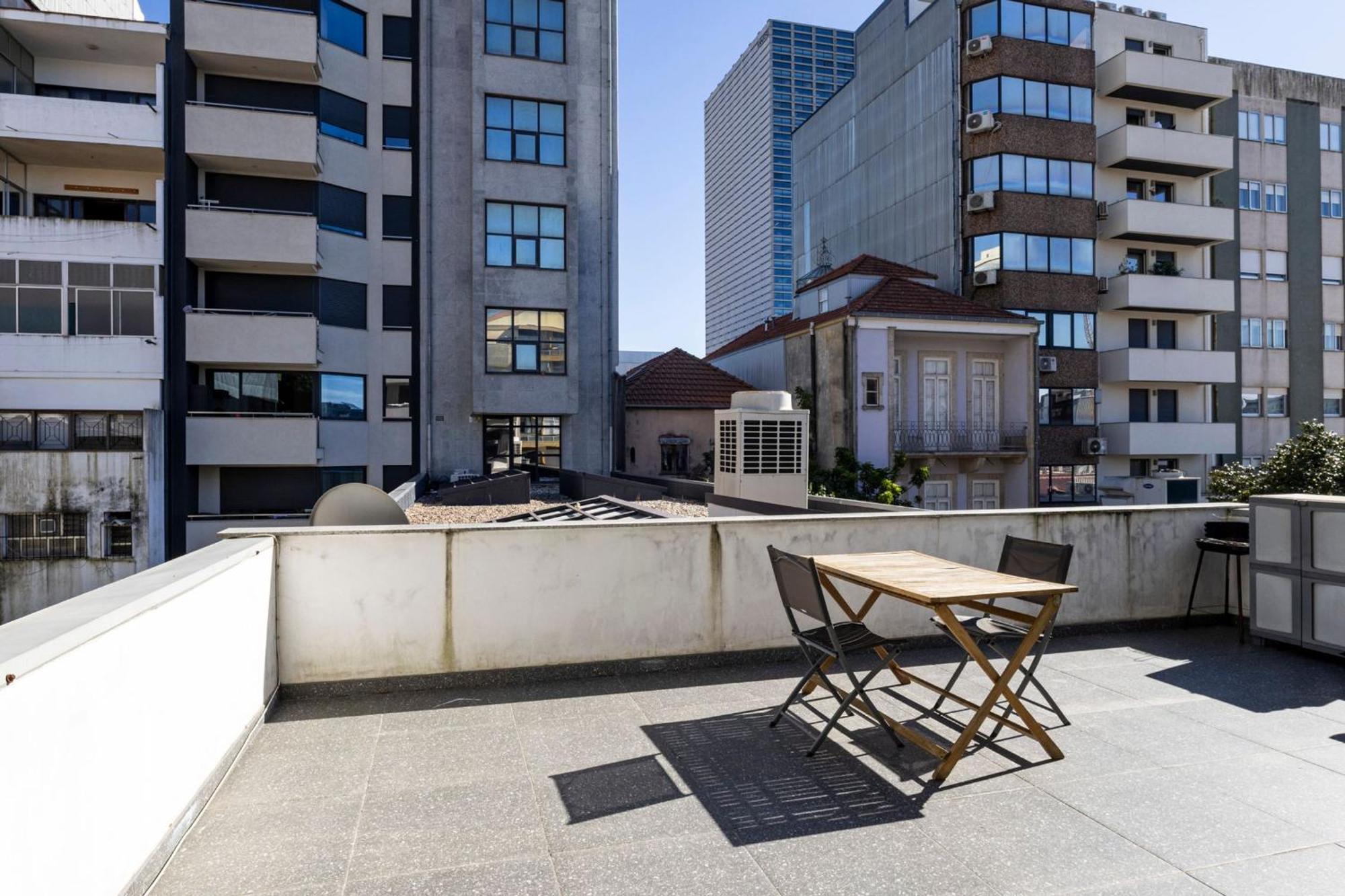 Sena 27 By Lovelystay Porto Exterior photo